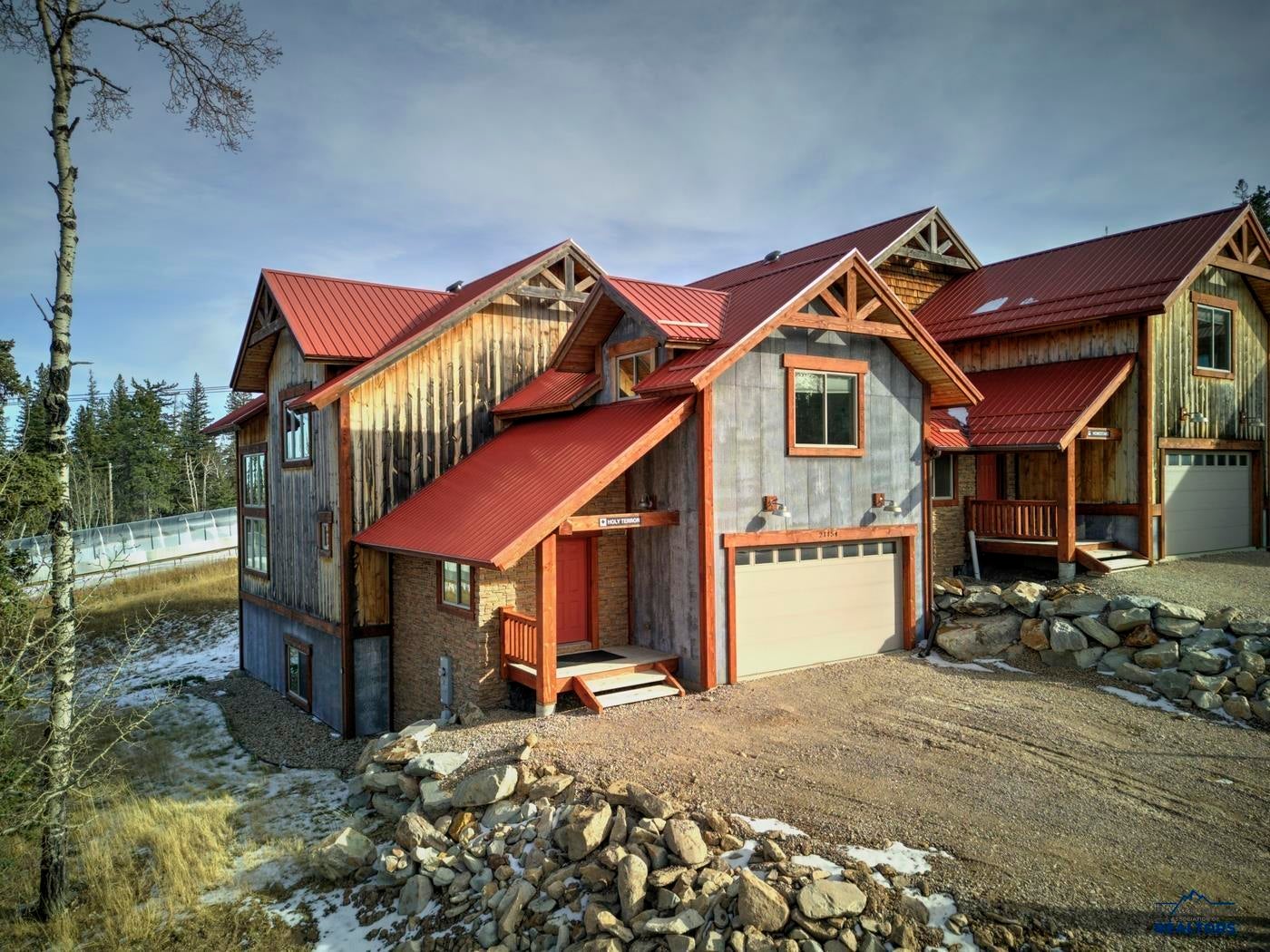 Lead, South Dakota, 57754, United States, 3 Bedrooms Bedrooms, ,3 BathroomsBathrooms,Residential,Contingent,2007221