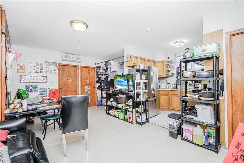 Brooklyn, New York, 11214, United States, ,Residential,Active,1832355