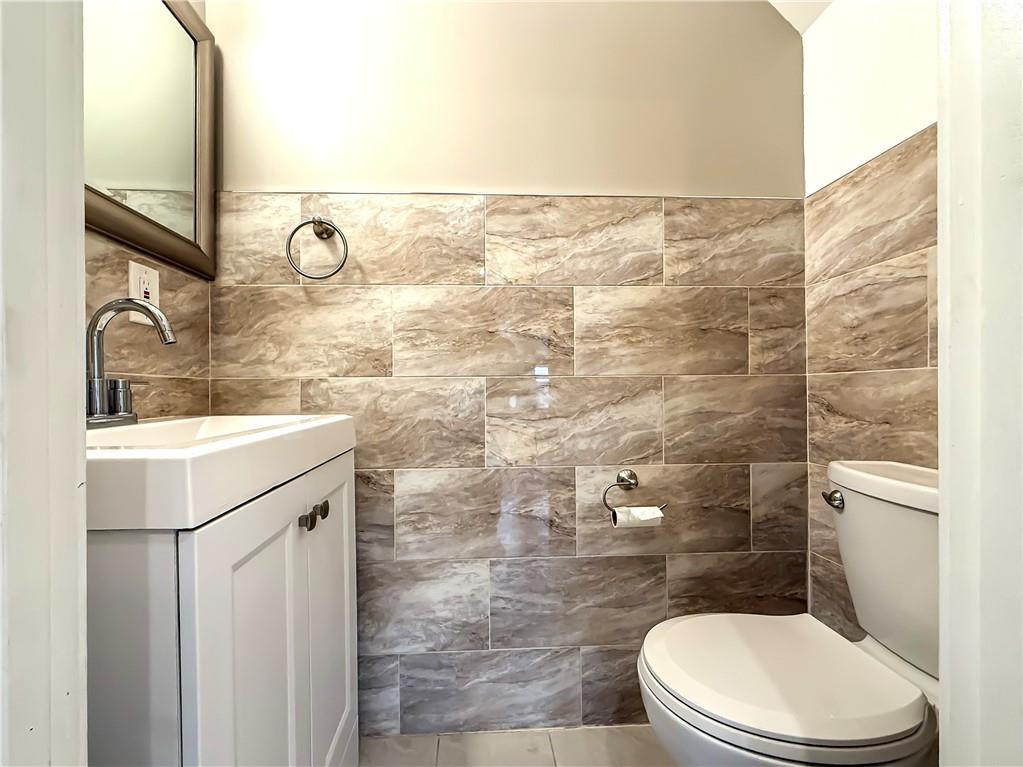 Brooklyn, New York, 11210, United States, 3 Bedrooms Bedrooms, ,3 BathroomsBathrooms,Residential,Active,1920267