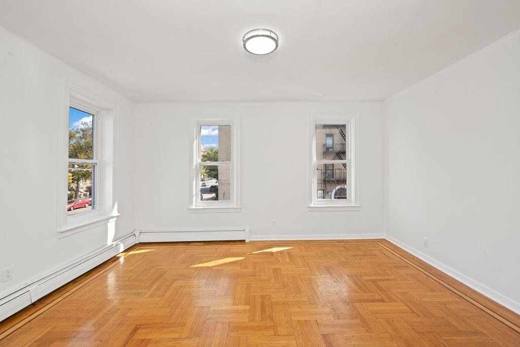 Brooklyn, New York, 11204, United States, ,Residential,Active,1954440