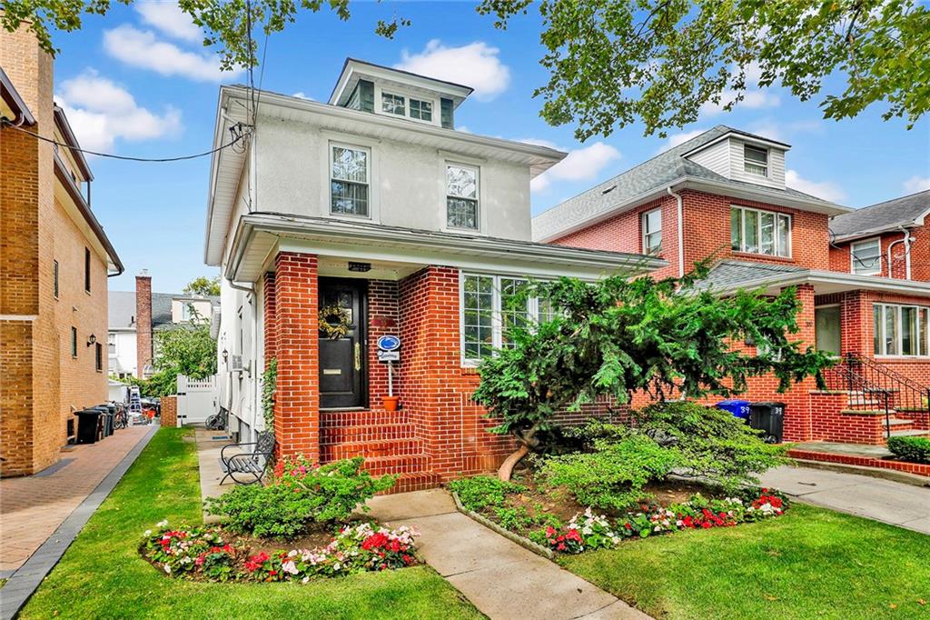 Brooklyn, New York, 11209, United States, 3 Bedrooms Bedrooms, ,3 BathroomsBathrooms,Residential,Active,1927679