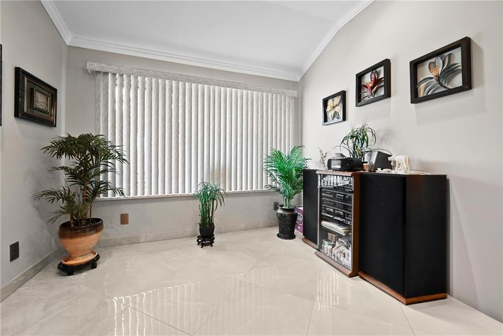 Brooklyn, New York, 11204, United States, 3 Bedrooms Bedrooms, ,2 BathroomsBathrooms,Residential,Active,1954030