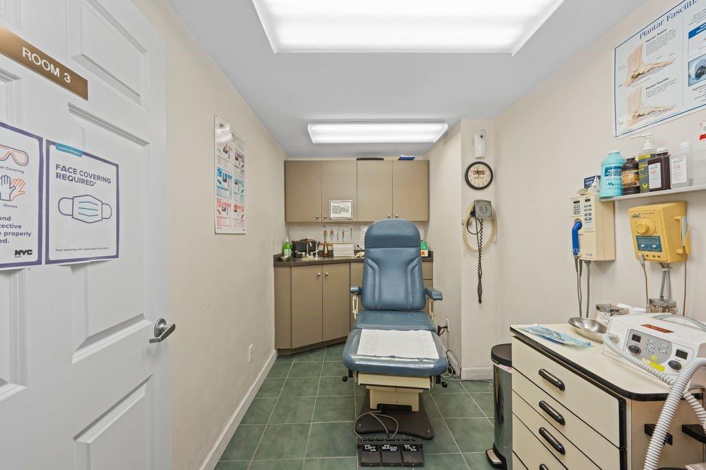 Brooklyn, New York, 11204, United States, ,Residential,Active,1954440