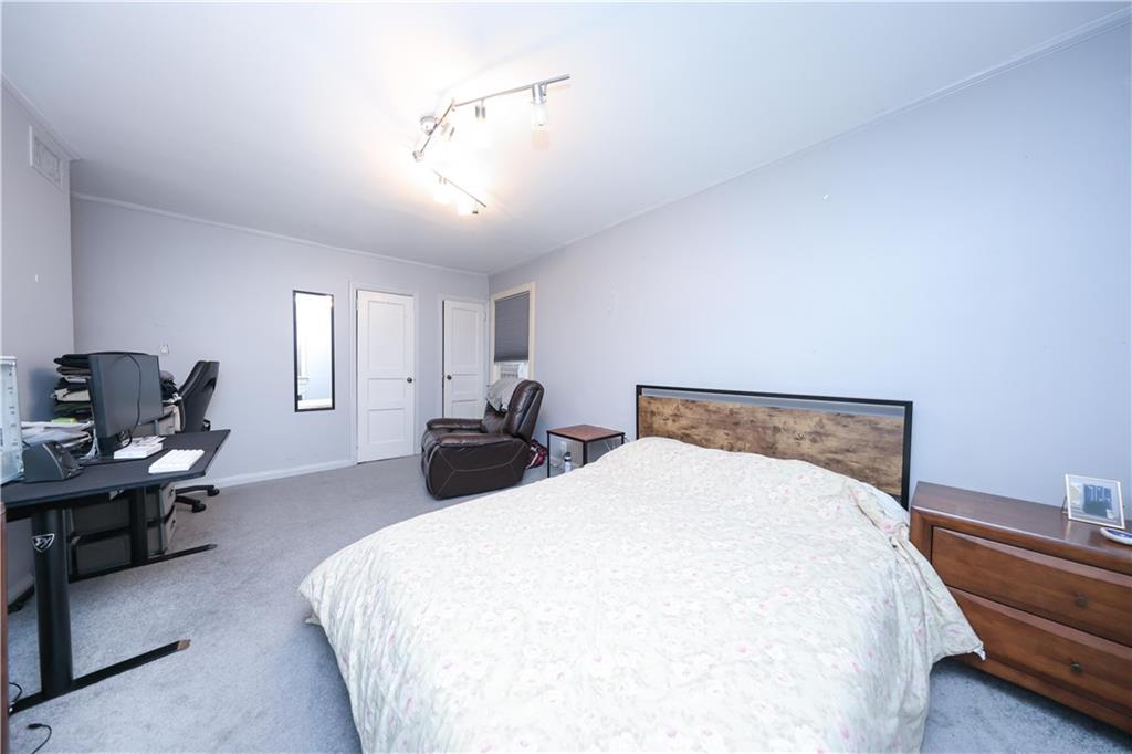 Brooklyn, New York, 11229, United States, 5 Bedrooms Bedrooms, ,3 BathroomsBathrooms,Residential,Active,1968110