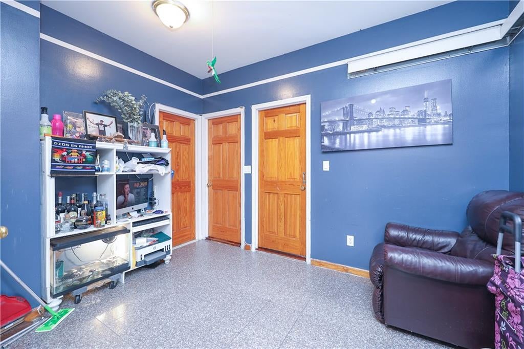Brooklyn, New York, 11220, United States, ,Residential,Active,1899872