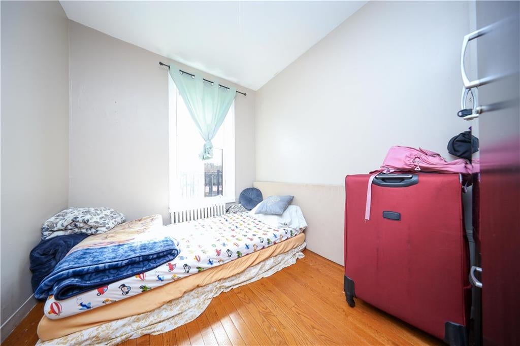 Brooklyn, New York, 11220, United States, ,Residential,Active,1790213