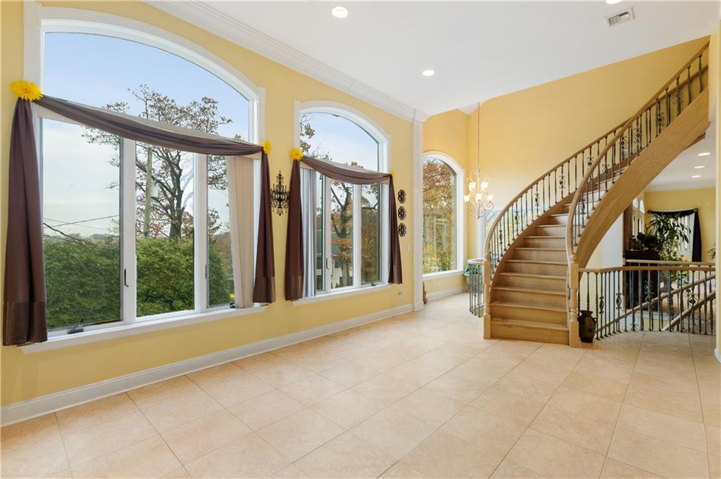 Staten Island, New York, 10304, United States, 4 Bedrooms Bedrooms, ,4 BathroomsBathrooms,Residential,Active,1997634