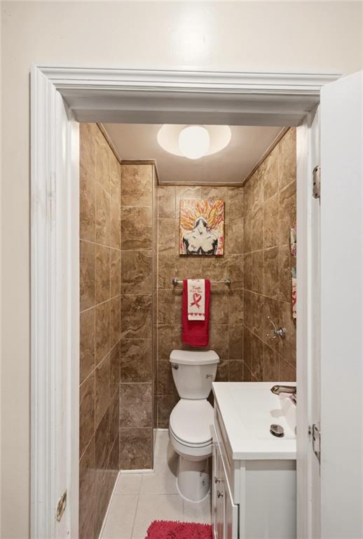 Brooklyn, New York, 11223, United States, 3 Bedrooms Bedrooms, ,3 BathroomsBathrooms,Residential,Active,2044180