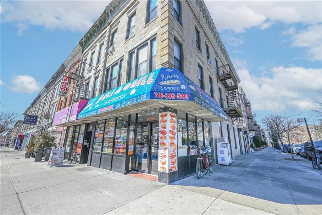 Brooklyn, New York, 11209, United States, ,Residential,Active,1747324