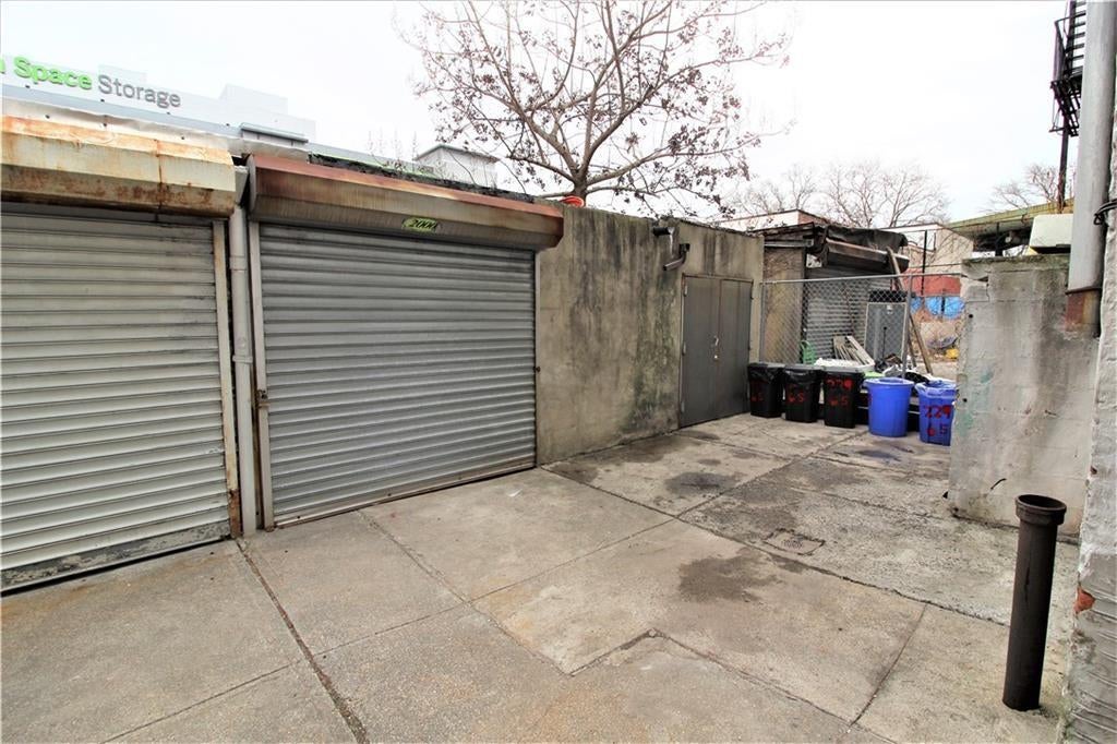 Brooklyn, New York, 11220, United States, ,Residential,Active,2007179