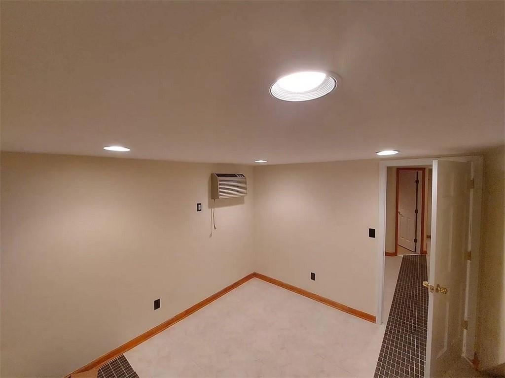 Brooklyn, New York, 11223, United States, 4 Bedrooms Bedrooms, ,3 BathroomsBathrooms,Residential,Active,2007349