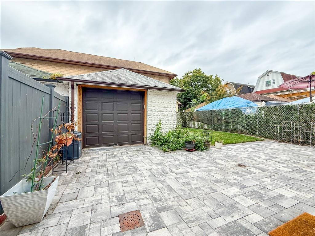 Brooklyn, New York, 11210, United States, 3 Bedrooms Bedrooms, ,3 BathroomsBathrooms,Residential,Active,1920267