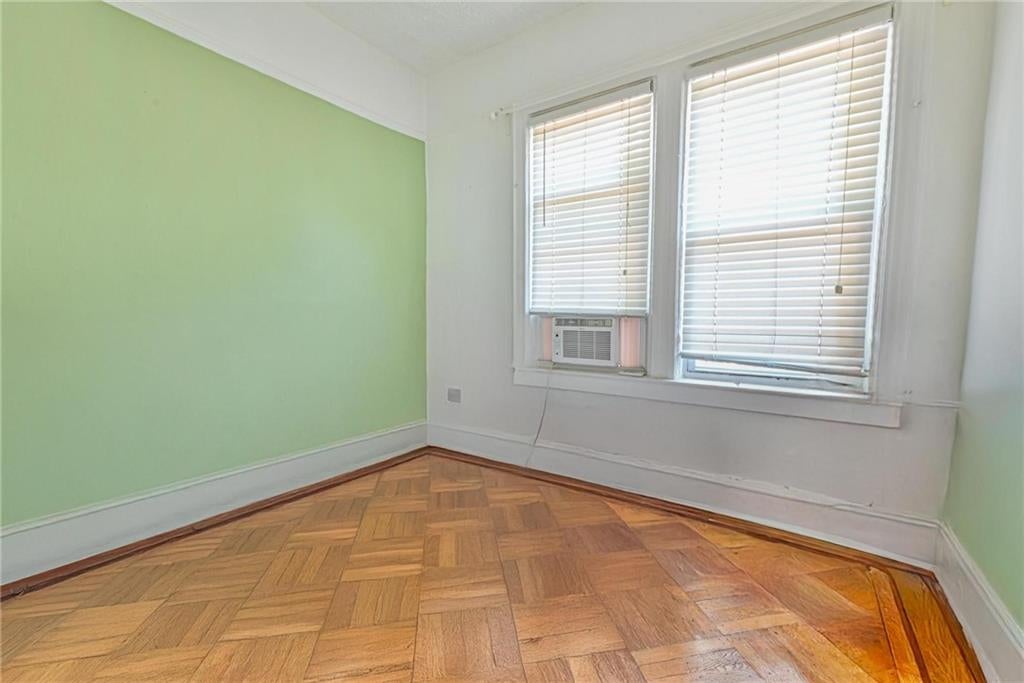 Brooklyn, New York, 11220, United States, 5 Bedrooms Bedrooms, ,3 BathroomsBathrooms,Residential,Active,1867909