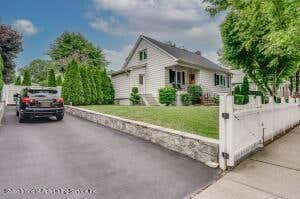 325 PULASKI AVE, STATEN ISLAND, NY 10303 - Image 1