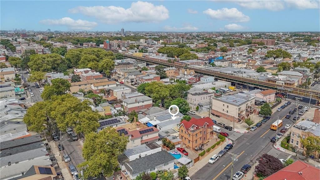 Brooklyn, New York, 11223, United States, 4 Bedrooms Bedrooms, ,3 BathroomsBathrooms,Residential,Active,2007349