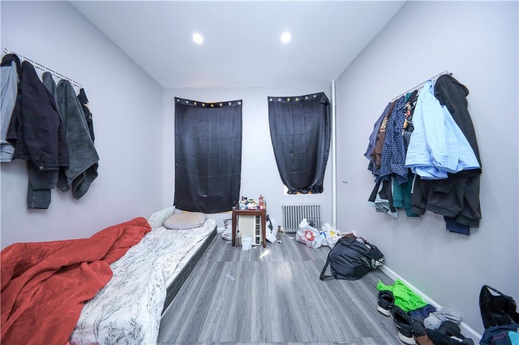 Brooklyn, New York, 11220, United States, ,Residential,Active,1790213