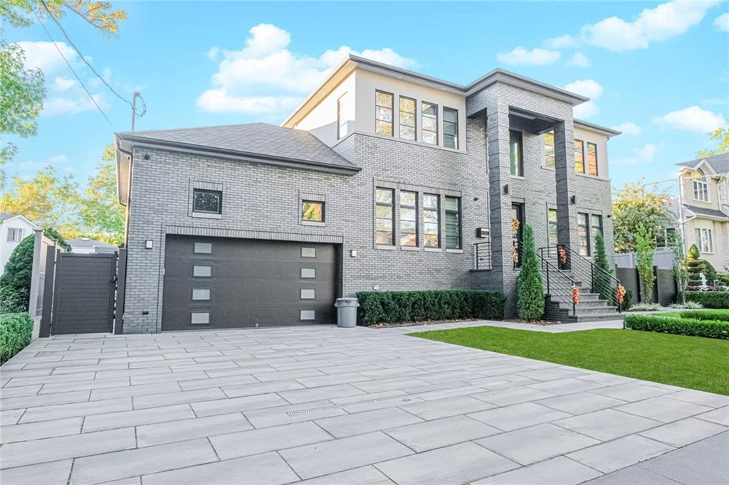 Staten Island, New York, 10304, United States, 4 Bedrooms Bedrooms, ,4 BathroomsBathrooms,Residential,Active,1968381