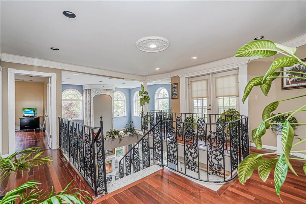 Brooklyn, New York, 11234, United States, 4 Bedrooms Bedrooms, ,7 BathroomsBathrooms,Residential,Active,1859380