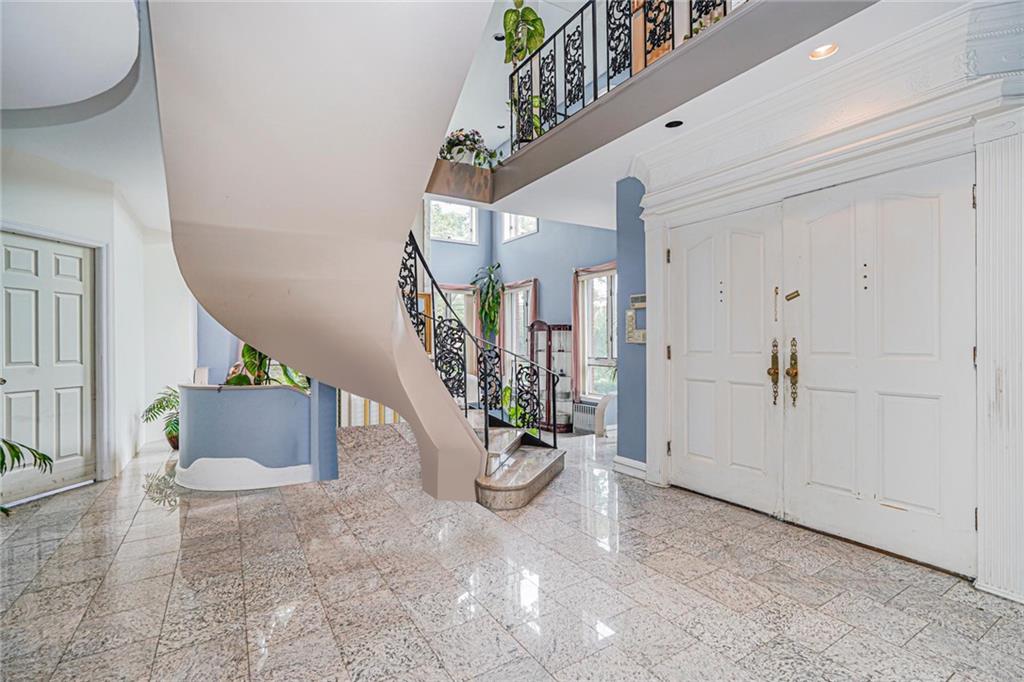 Brooklyn, New York, 11234, United States, 4 Bedrooms Bedrooms, ,7 BathroomsBathrooms,Residential,Active,1859380