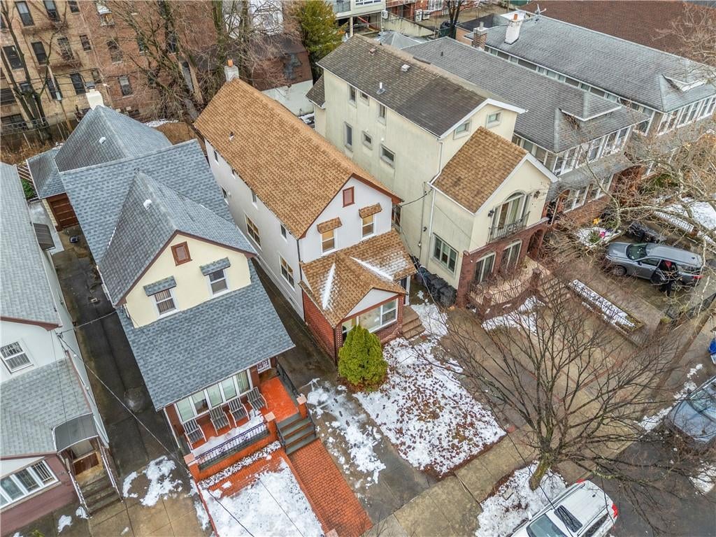 Brooklyn, New York, 11229, United States, 3 Bedrooms Bedrooms, ,3 BathroomsBathrooms,Residential,Active,2045747