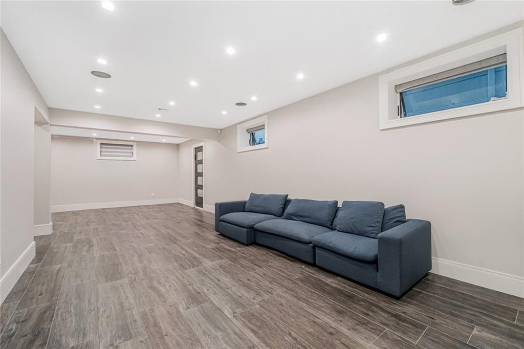 Staten Island, New York, 10304, United States, 4 Bedrooms Bedrooms, ,4 BathroomsBathrooms,Residential,Active,1968381