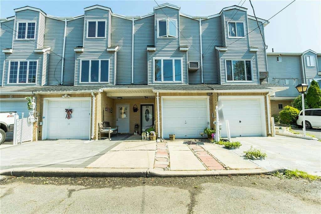 38 GIRARD ST, STATEN  ISLAND, NY 10307, photo 1 of 22