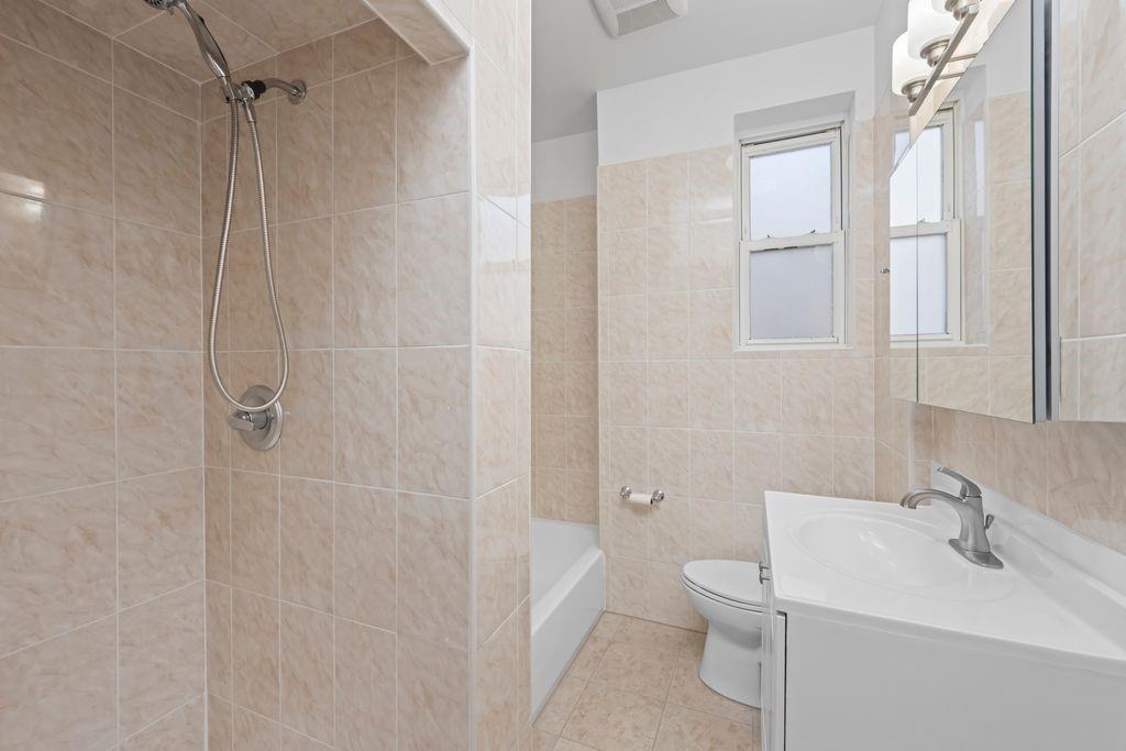 Brooklyn, New York, 11204, United States, ,Residential,Active,1954440