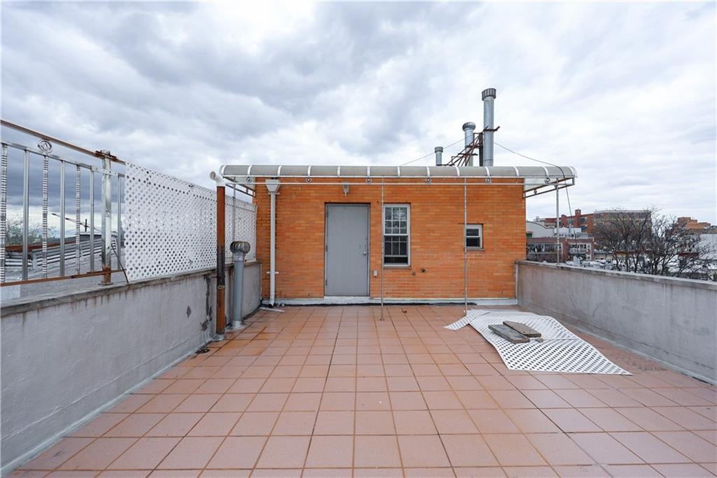 Brooklyn, New York, 11220, United States, ,Residential,Active,1899872