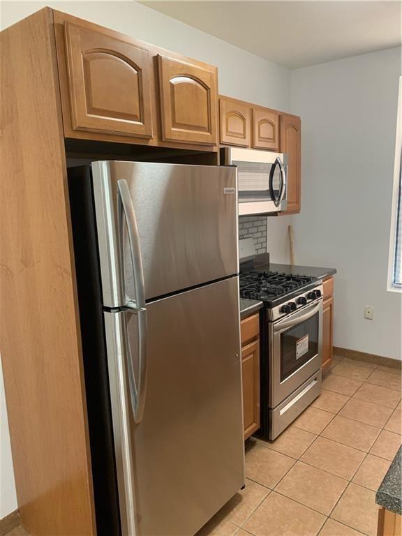 Brooklyn, New York, 11228, United States, ,Residential,Pending,1704457
