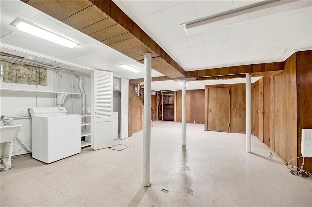 Brooklyn, New York, 11209, United States, 5 Bedrooms Bedrooms, ,3 BathroomsBathrooms,Residential,Pending,1832351