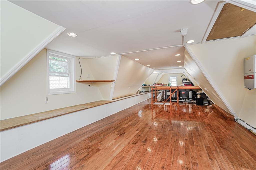 Brooklyn, New York, 11209, United States, 3 Bedrooms Bedrooms, ,2 BathroomsBathrooms,Residential,Active,1834476