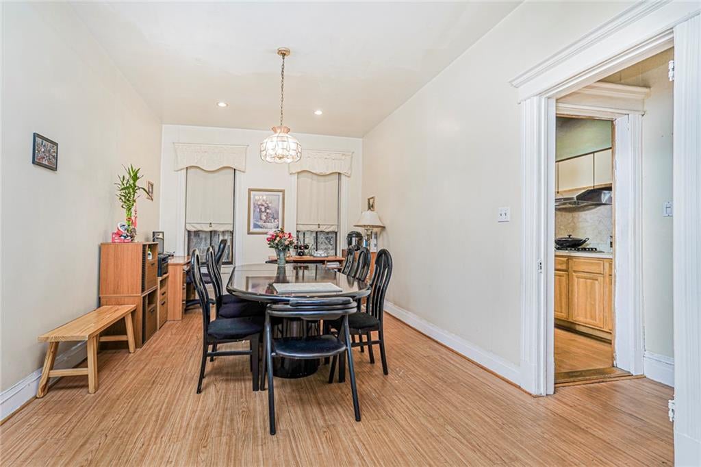 Brooklyn, New York, 11219, United States, 4 Bedrooms Bedrooms, ,3 BathroomsBathrooms,Residential,Active,2009183