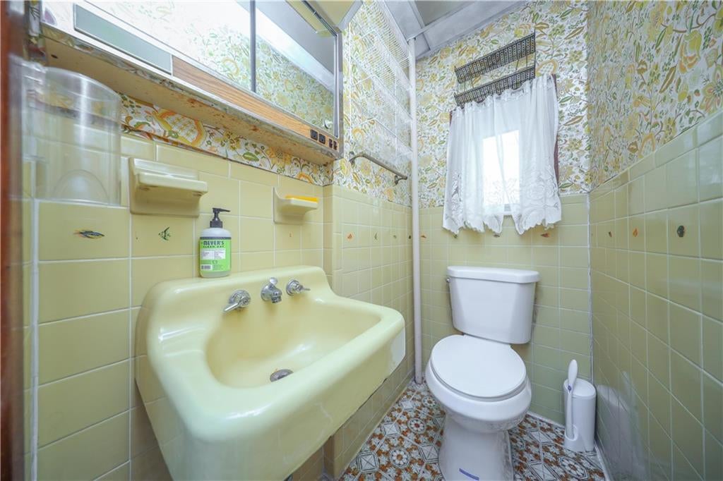 Brooklyn, New York, 11204, United States, ,5 BathroomsBathrooms,Residential,Active,1761601