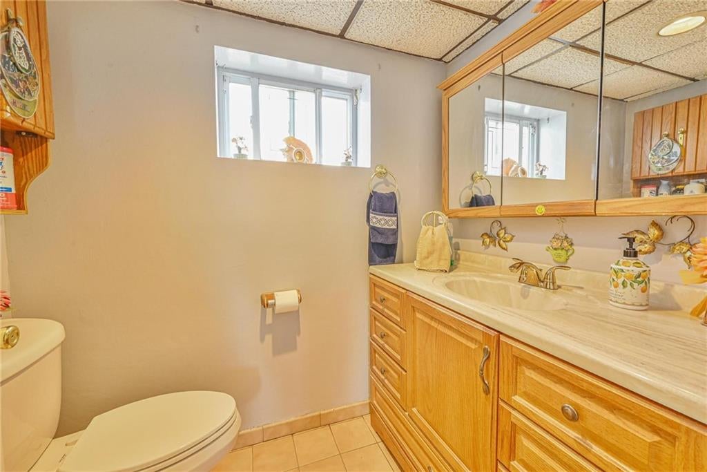 Brooklyn, New York, 11204, United States, 3 Bedrooms Bedrooms, ,2 BathroomsBathrooms,Residential,Pending,1858691