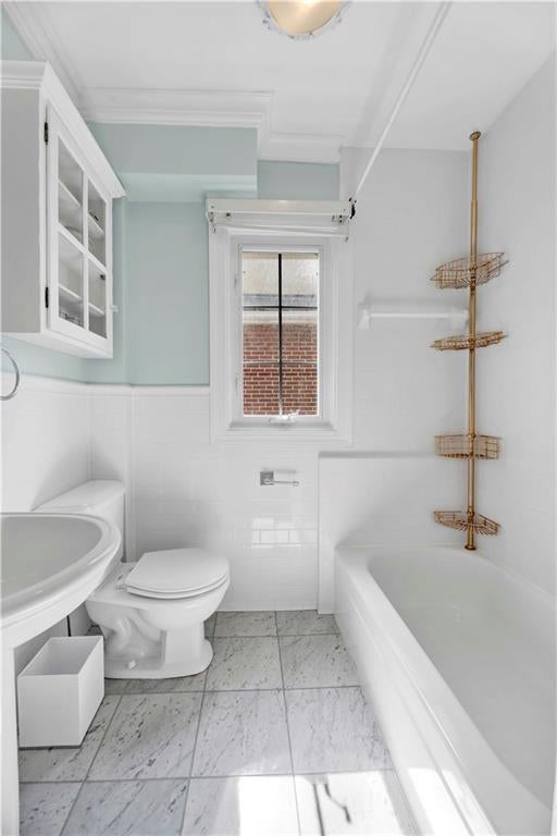 Brooklyn, New York, 11209, United States, 3 Bedrooms Bedrooms, ,4 BathroomsBathrooms,Residential,Active,1831775