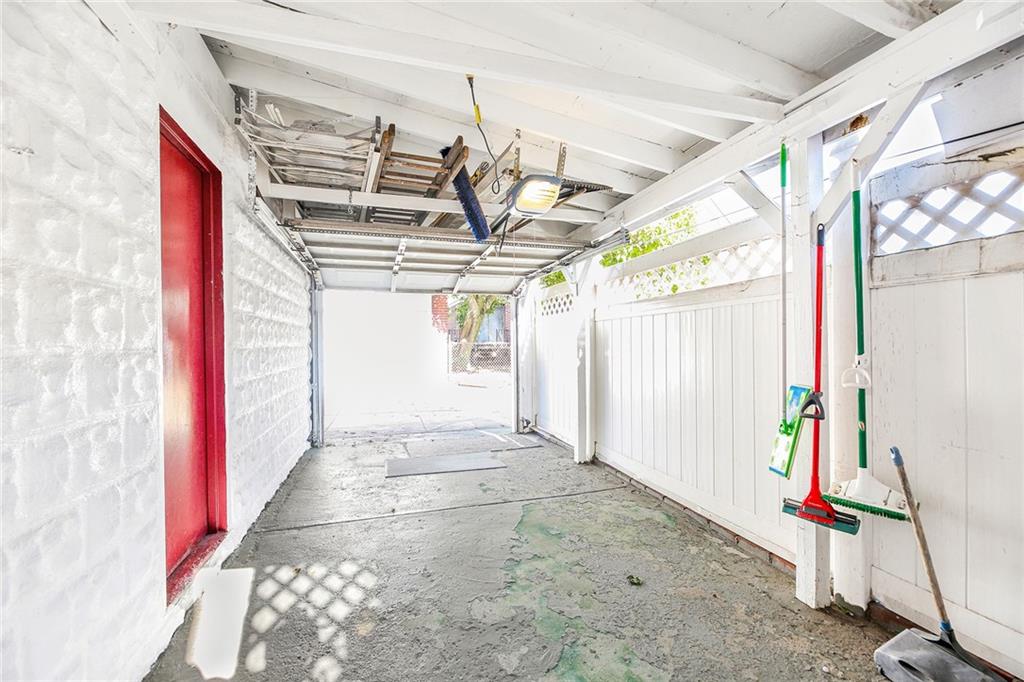 Brooklyn, New York, 11209, United States, ,2 BathroomsBathrooms,Residential,Active,1704152