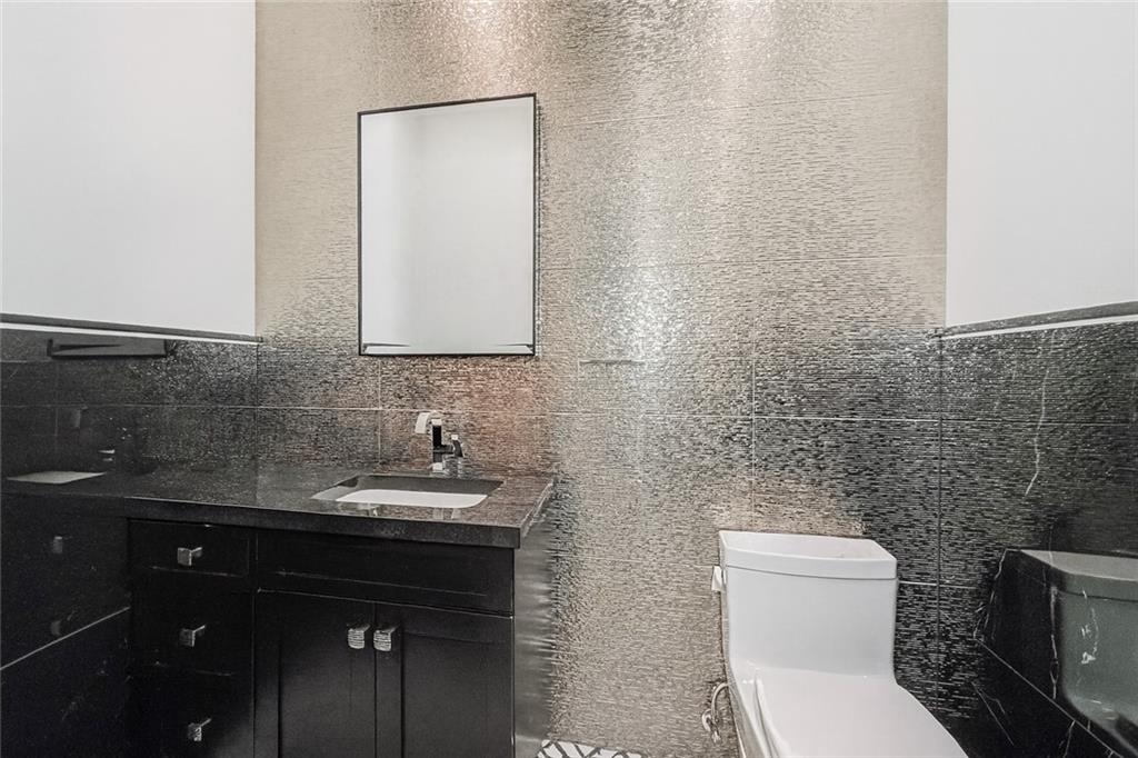 Staten Island, New York, 10304, United States, 4 Bedrooms Bedrooms, ,4 BathroomsBathrooms,Residential,Active,1968381