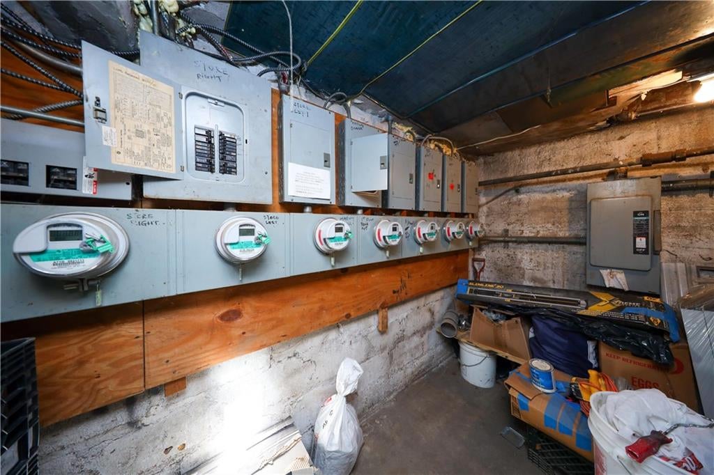 Brooklyn, New York, 11223, United States, ,Residential,Active,1876682