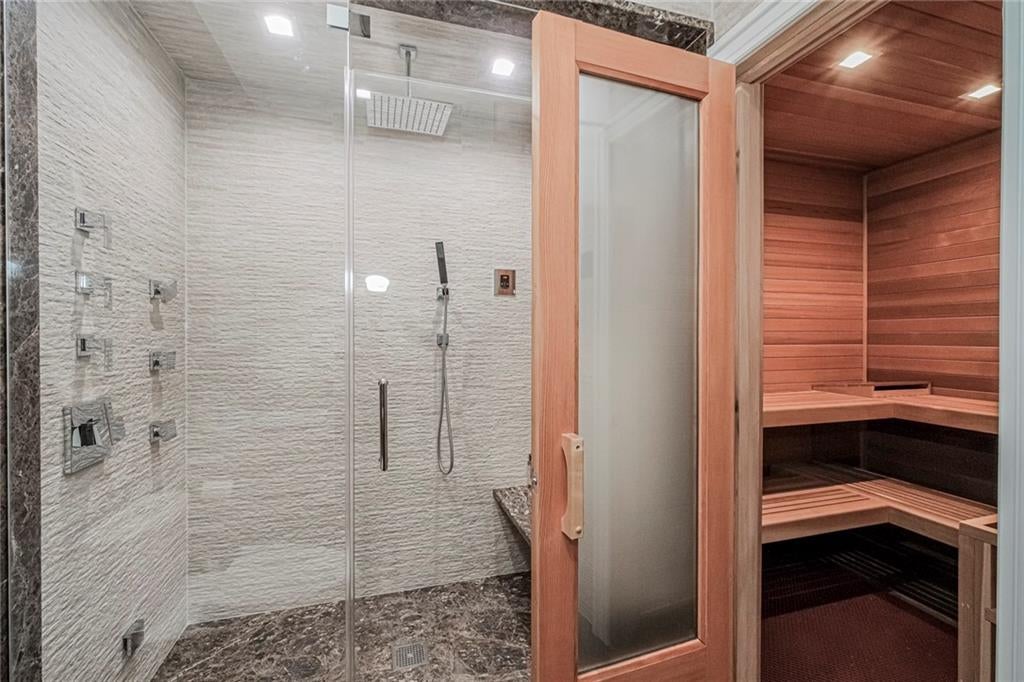 Staten Island, New York, 10304, United States, 4 Bedrooms Bedrooms, ,4 BathroomsBathrooms,Residential,Active,1968381