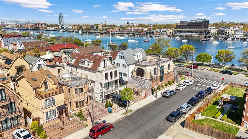 Brooklyn, New York, 11235, United States, 3 Bedrooms Bedrooms, ,3 BathroomsBathrooms,Residential,Active,2043829