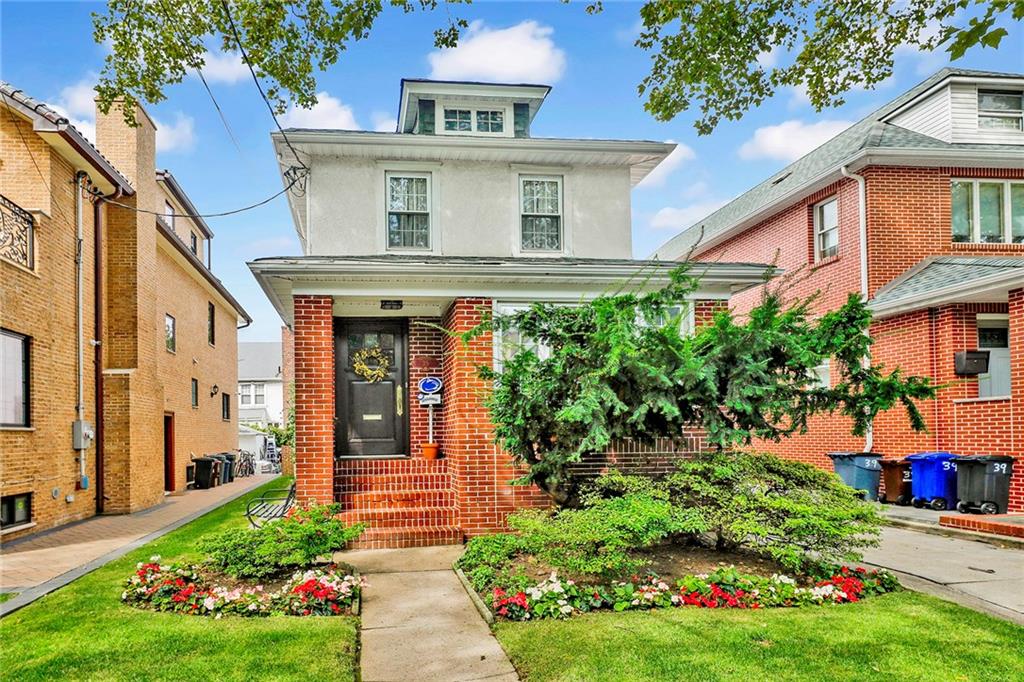 Brooklyn, New York, 11209, United States, 3 Bedrooms Bedrooms, ,3 BathroomsBathrooms,Residential,Active,1927679