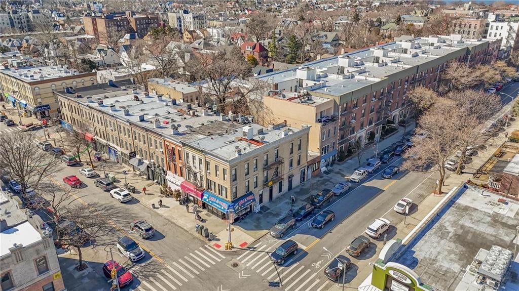 Brooklyn, New York, 11209, United States, ,Residential,Active,1747324