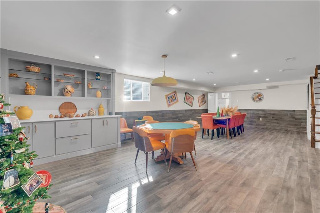 Staten Island, New York, 10307, United States, 4 Bedrooms Bedrooms, ,4 BathroomsBathrooms,Residential,Active,2009406