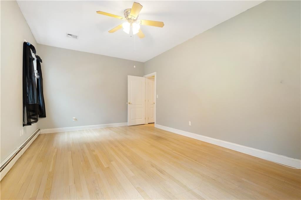 Staten Island, New York, 10304, United States, 4 Bedrooms Bedrooms, ,4 BathroomsBathrooms,Residential,Active,1997634