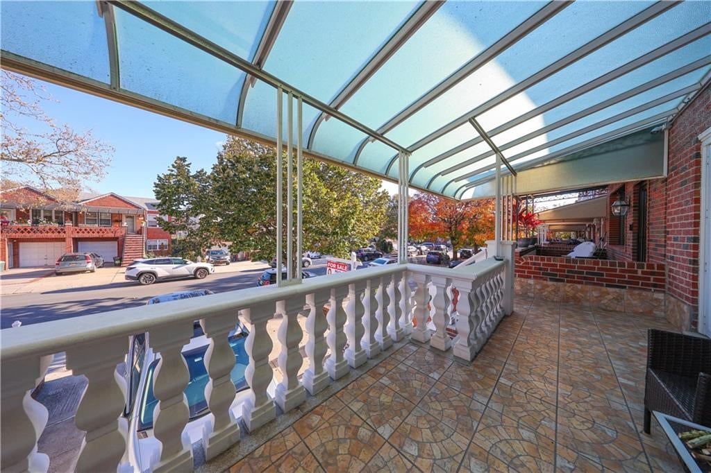 Brooklyn, New York, 11228, United States, 4 Bedrooms Bedrooms, ,3 BathroomsBathrooms,Residential,Active,1967314