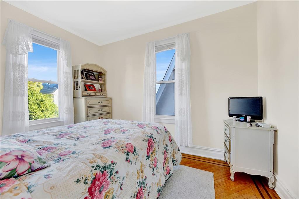 Brooklyn, New York, 11209, United States, ,2 BathroomsBathrooms,Residential,Active,1704152