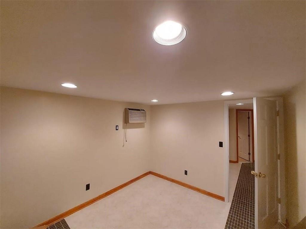 Brooklyn, New York, 11223, United States, 4 Bedrooms Bedrooms, ,3 BathroomsBathrooms,Residential,Active,2007349