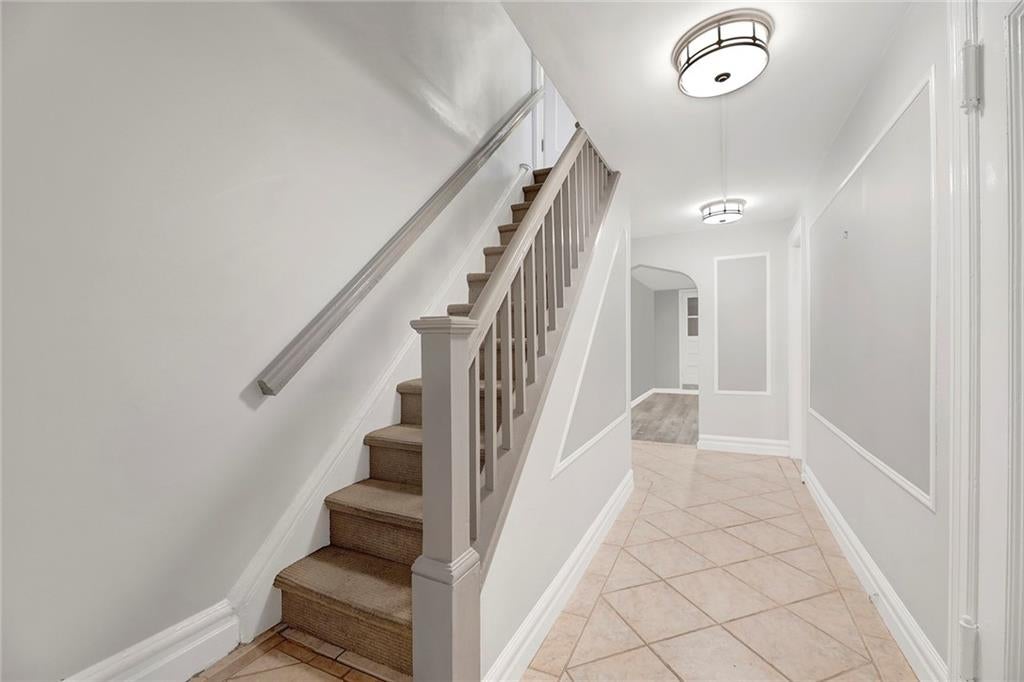 Brooklyn, New York, 11209, United States, 4 Bedrooms Bedrooms, ,4 BathroomsBathrooms,Residential,Active,1945085