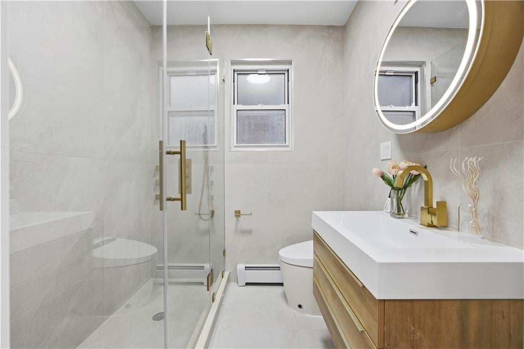 Brooklyn, New York, 11229, United States, 3 Bedrooms Bedrooms, ,3 BathroomsBathrooms,Residential,Active,2045747