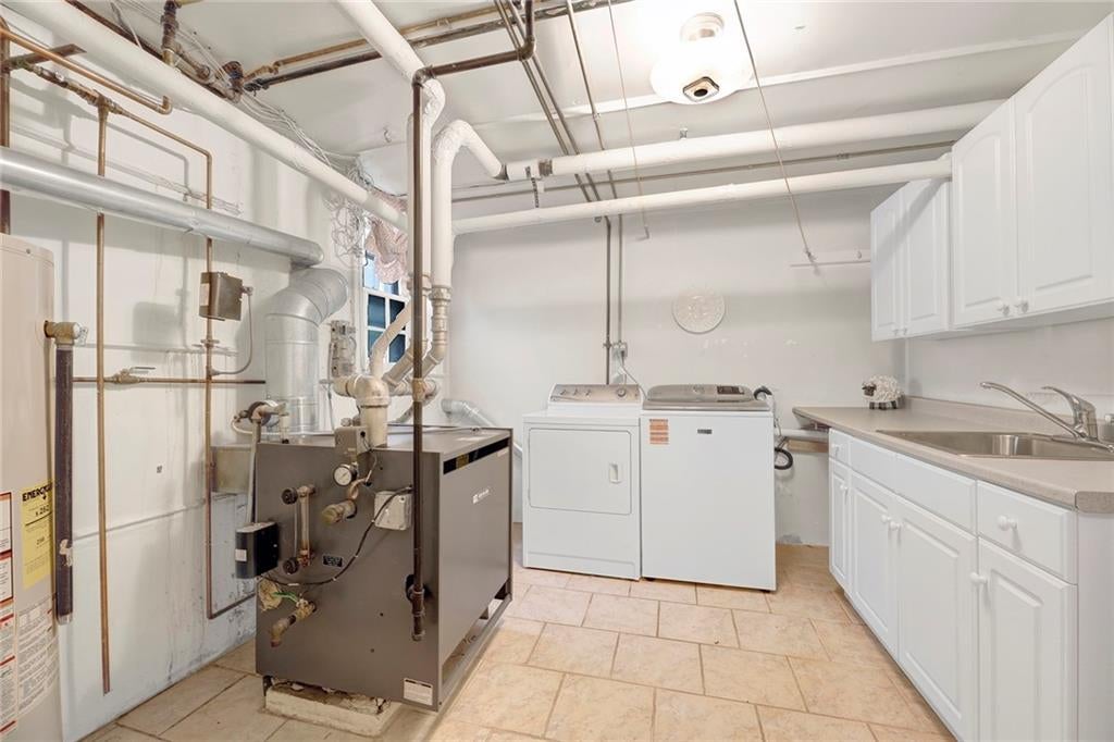 Brooklyn, New York, 11209, United States, 4 Bedrooms Bedrooms, ,4 BathroomsBathrooms,Residential,Active,1945085